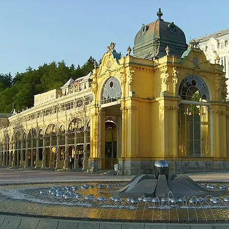 Cesky Dvur * Marianske Lazne